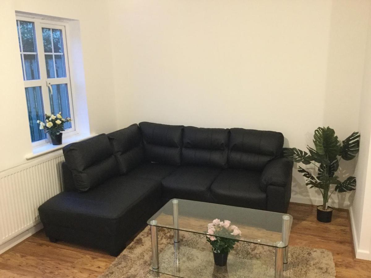 Apartament Quiet Residential Area Within Easy Reach Of Town Manchester Zewnętrze zdjęcie
