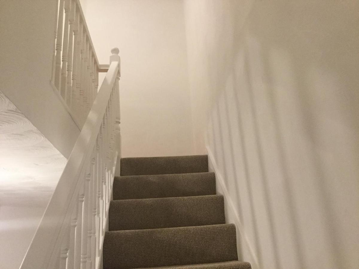 Apartament Quiet Residential Area Within Easy Reach Of Town Manchester Zewnętrze zdjęcie
